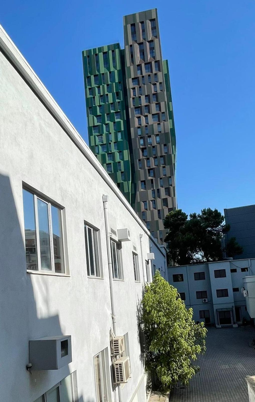 Vintage Apartment In Center تيرانا المظهر الخارجي الصورة